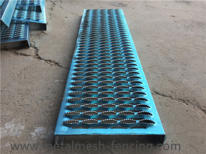 5052 Aluminum Safety Grating Grip Strut Grating 305mm Width For Catwalk