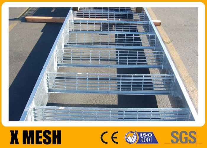 Plain Surface 316 Stainless Steel Grating Stair Treads For Airport Runways