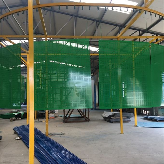 Construction Mesh Netting , Spray Metal Building Safety Nets For Fall