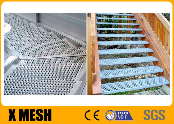 Aluminum And Mild Carbon Punched Galvanised Walkway Grating Welded
