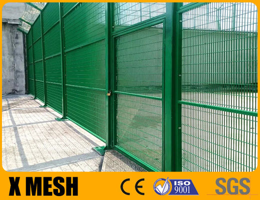 Green Powder Coated Prison Fence With Top Y Arm And Concertina Wire For High Security Fields