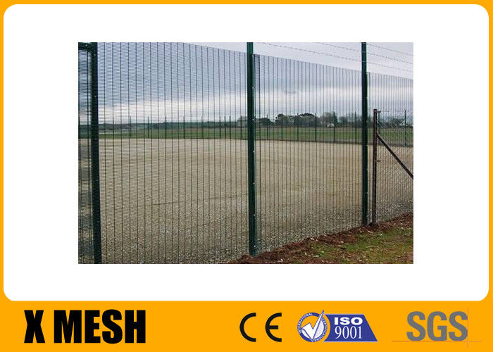 Hole 3&quot;X0.5&quot;Anti Climb Wire Mesh Fencing Galvanized Easy Assembled